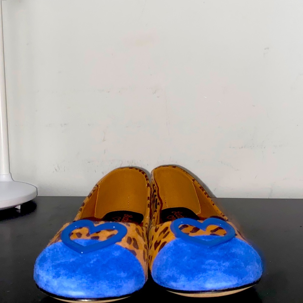 Very cute girl shoes